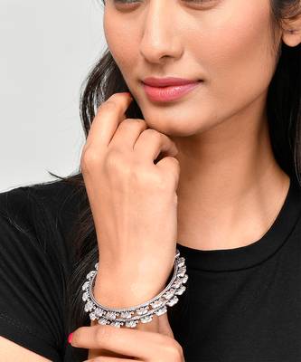 Set of 2 Silver Plated Oxidised Elephant shaped bangles 1