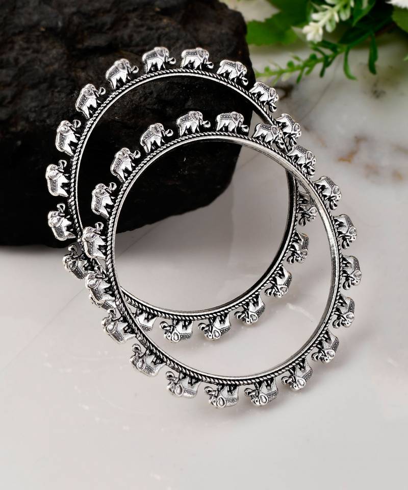 Set of 2 Silver Plated Oxidised Elephant shaped bangles