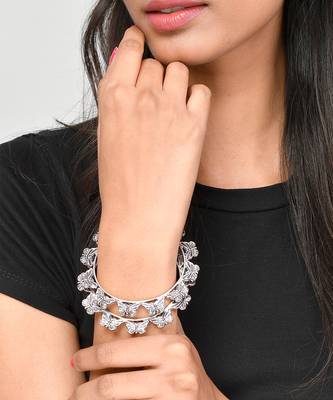 Set of 2 Silver Plated Oxidised Butterfly design bangles 1
