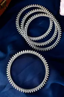 Set of 4 Silver Plated Oxidised bangles