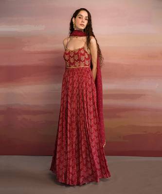 Printed Yoke Embroidered Backless Anarkali With Organza Dupatta 2