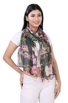 Pleated Printed Stole With Fringes