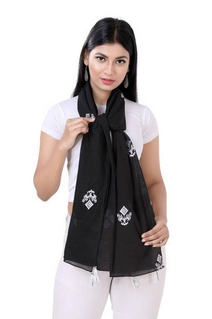 Embroidery scarves With Fringes