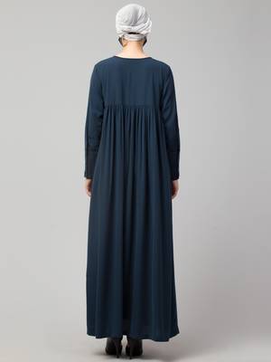 Abaya With Gather And Buttons On Yoke 4
