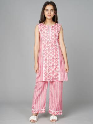 Pink printed cotton kids pavadai set 1