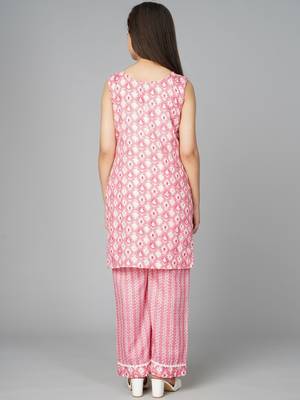 Pink printed cotton kids pavadai set 3