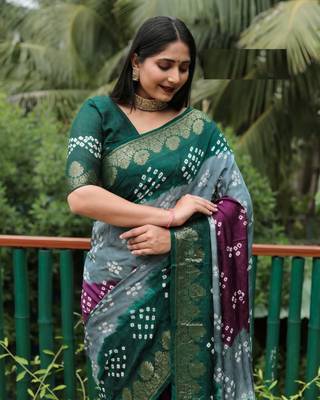 Multicolor Comfortable Bandhej Silk Drapes That Is Super Stylish And Pretty Bandhani Saree 1