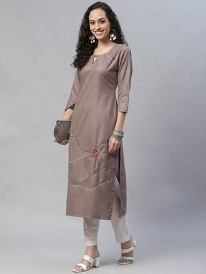 Light-brown embroidered cotton cotton-kurtis 4