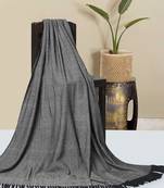 Mezposh Acoustic Black & White Chevron Pattern Cotton Sofa Throw (140 x 180 cm)