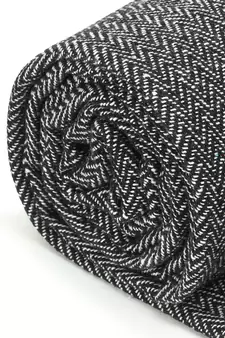 Mezposh Acoustic Black & White Chevron Pattern Cotton Sofa Throw (140 x 180 cm)