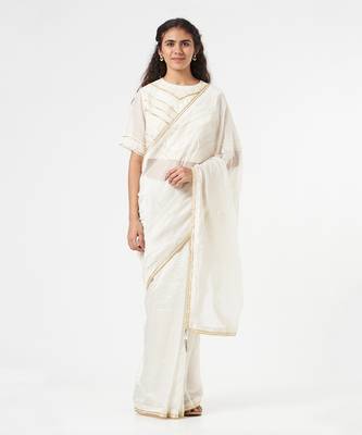 Ivory White Saree & Peticot 1