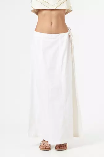 Ivory White Saree & Peticot