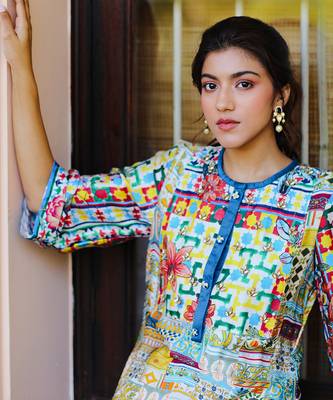 Multicolor Abstract print Sation kurta  12