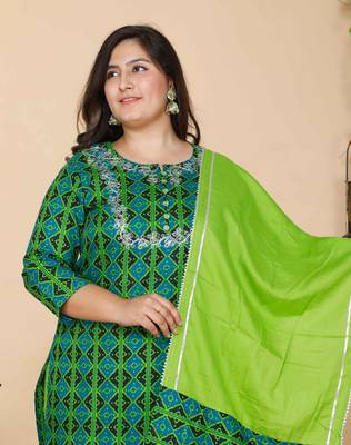 Women's plus size festive wear ethnic embroidery Straight kurta and pant with Dupatta 4