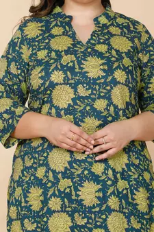 Women Plus Size Green Floral Printed Cotton Kurta with Sharara