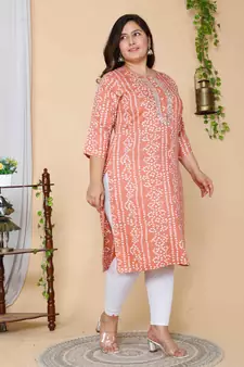 Women Plus Size Peach-Coloured Bandhani Embroidered Kurti