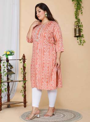 Women Plus Size Peach-Coloured Bandhani Embroidered Kurti 3
