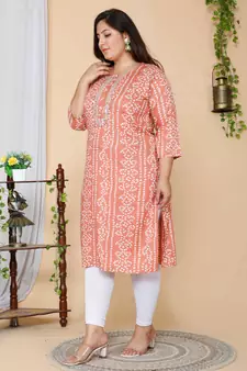 Women Plus Size Peach-Coloured Bandhani Embroidered Kurti