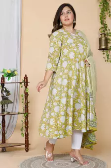 Women Yellow Plus Size Floral Printed Anarkali Kurta with dupatta