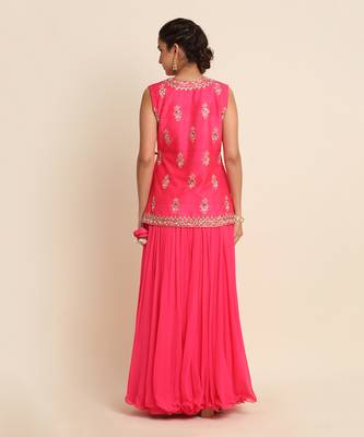 Fuchisa Kurta Lehenga Set 4