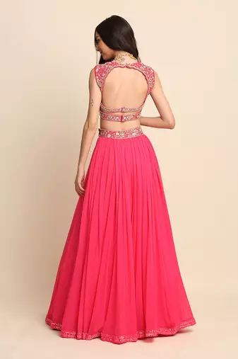 Fuchisa Lehenga Set