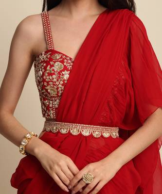 Red Saree Set 4