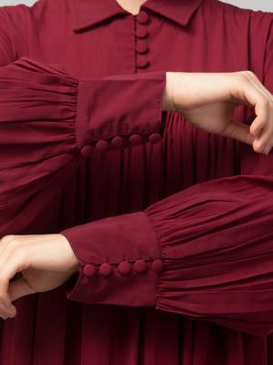 Designer Abaya With Shirt Collar and Balloon Sleeves 4