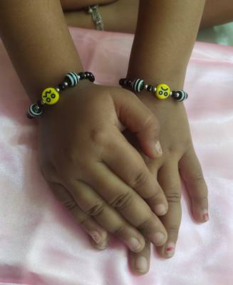 Black pearl bracelets 1