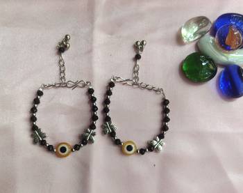 Black pearl bracelets 2