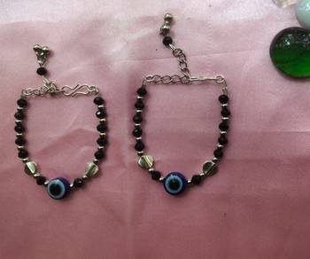 Black pearl bracelets 2
