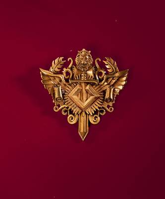 Knight Lion Brooch 2