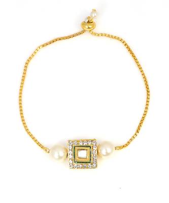 Handcrafted Kundan studded bracelet with pearls 5