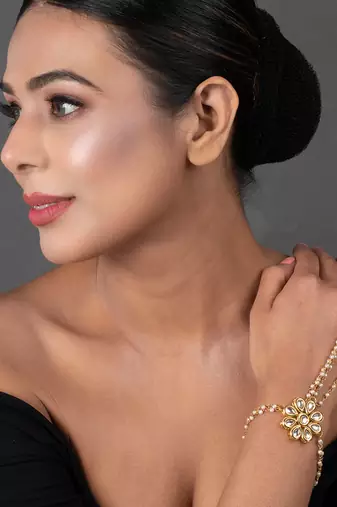 Gold Tone Floral Kundan Haathphool with Pearls