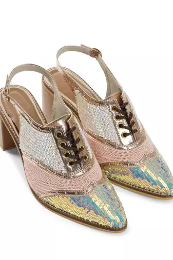 Embroidery Pink Bella Pointed Heels