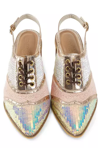 Embroidery Pink Bella Pointed Heels