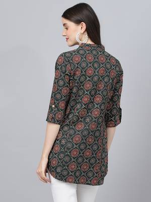 Black printed viscose rayon tunics 4