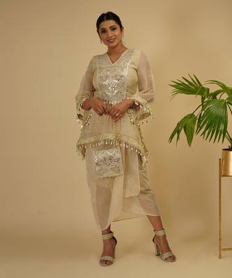 2 PIECE HAND EMBROIDERED BOHO LOOK KAFTAAN KURTA SET 1