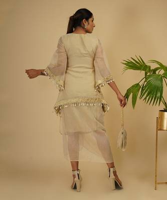2 PIECE HAND EMBROIDERED BOHO LOOK KAFTAAN KURTA SET 4
