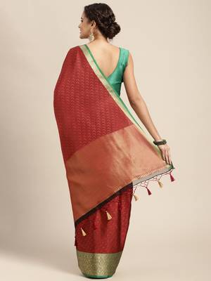 Red woven art silk saree with blouse 3