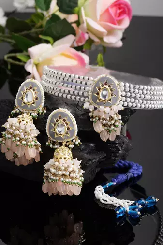 Grey pearl necklace-sets