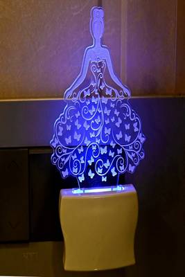 3D Illusion Dancing Girl LED Plug & Play Wall Lamp 1