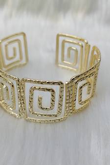 Women Gold-Plated Self Design Open Kada Bracelet (length 1.5 inches)