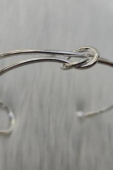 Women Silver-Plated Self Design Open Kada Bracelet (length 1 inches)