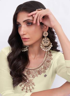 Cream pakistani-salwar-kameez 2