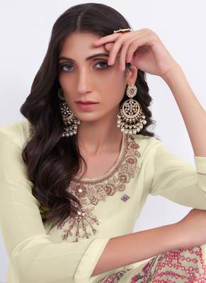 Cream pakistani-salwar-kameez 3