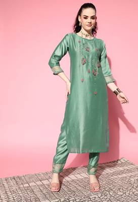 Green Floral Zari Embroidered Cotton Blend Kurta Pant Set 1