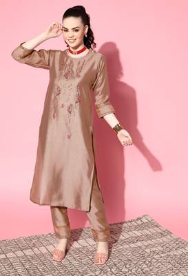 Brown Floral Zari Embroidered Cotton Blend Kurta Pant Set 1