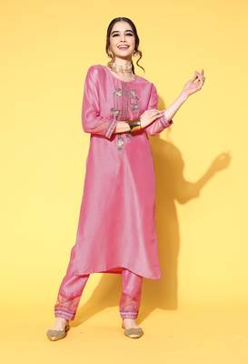 Pink Floral Zari Embroidered Cotton Blend Kurta Pant Set 1