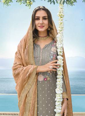 Grey Color Chinnon Georgette Trendy Salwar Kameez 2