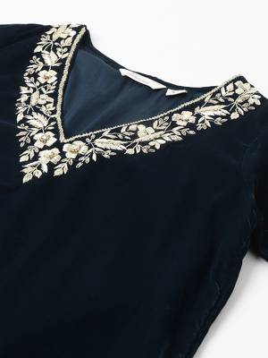 Teal plain velvet salwar 4